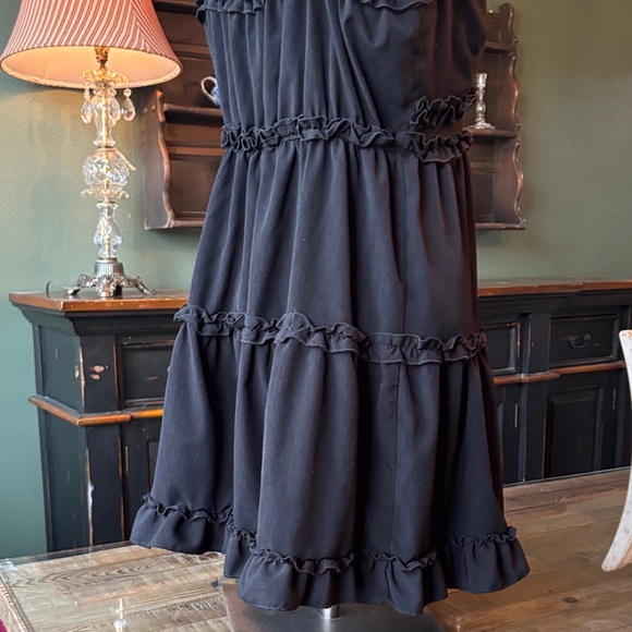 Black Ruffled spaghetti strap Dress - Picture 11 of 15